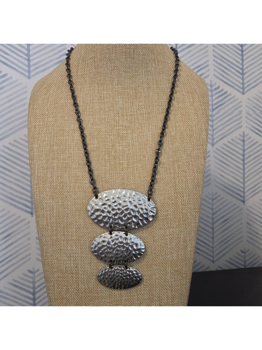 Chico's Hammered Silver Tone Oval Pendant 30" Statement Necklace